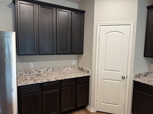 105 Declaration LN, Liberty Hill, TX 78642