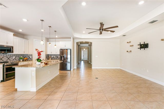 3028 Royal Gardens AVE, Fort Myers, FL 33916