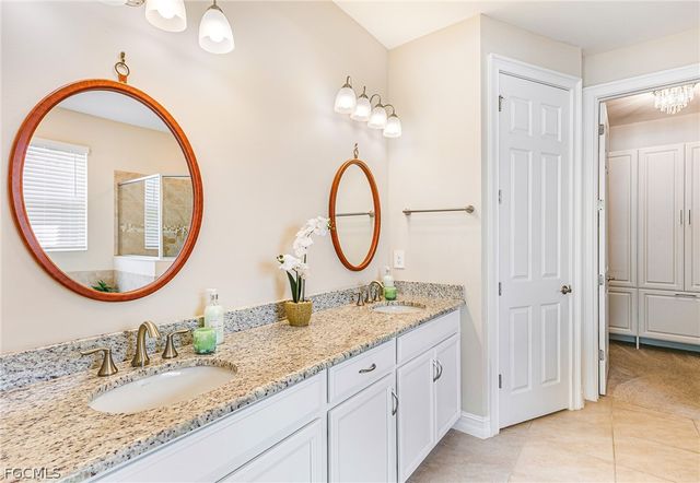 3028 Royal Gardens AVE, Fort Myers, FL 33916