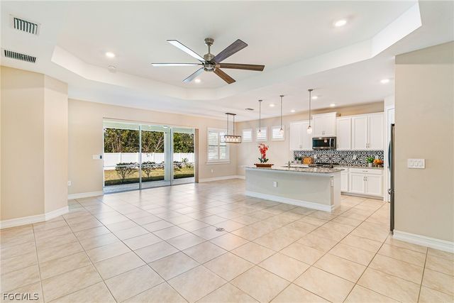 3028 Royal Gardens AVE, Fort Myers, FL 33916