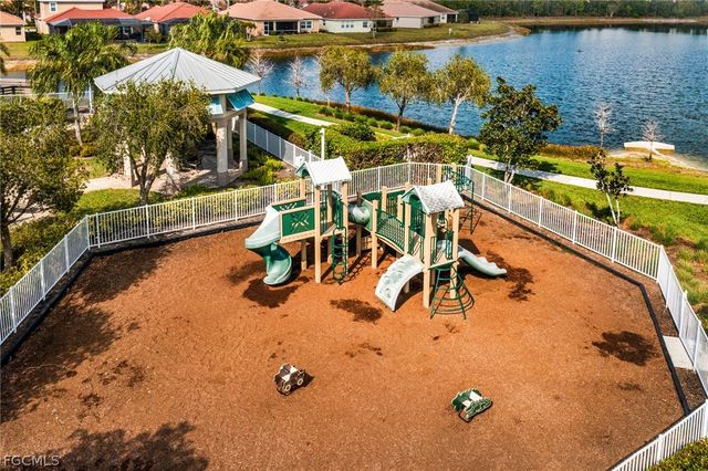 3028 Royal Gardens AVE, Fort Myers, FL 33916