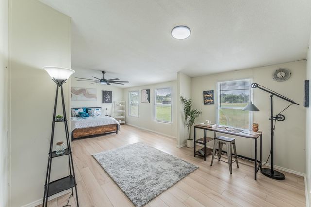 160 Indian TRL, Lockhart, TX 78644