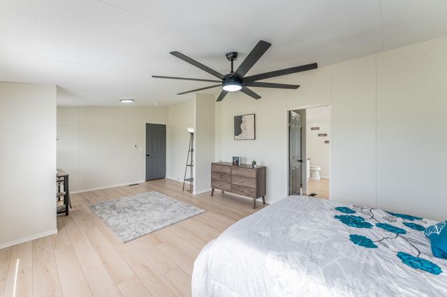 160 Indian TRL, Lockhart, TX 78644