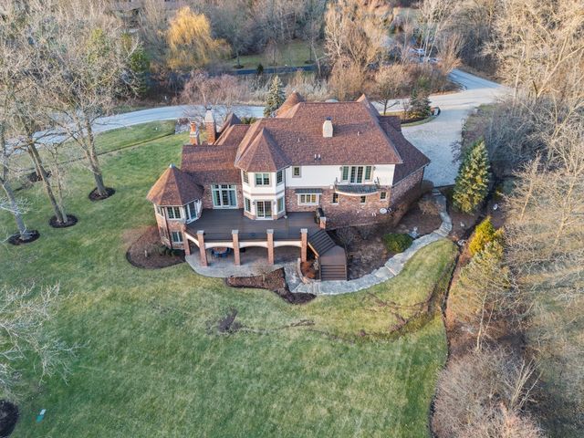 26 Meadow Road, Palos Park, IL 60464