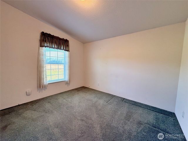 104 Maulwee Drive, Silver Creek, WA 98585