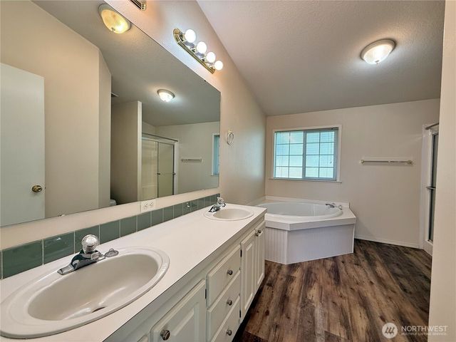104 Maulwee Drive, Silver Creek, WA 98585
