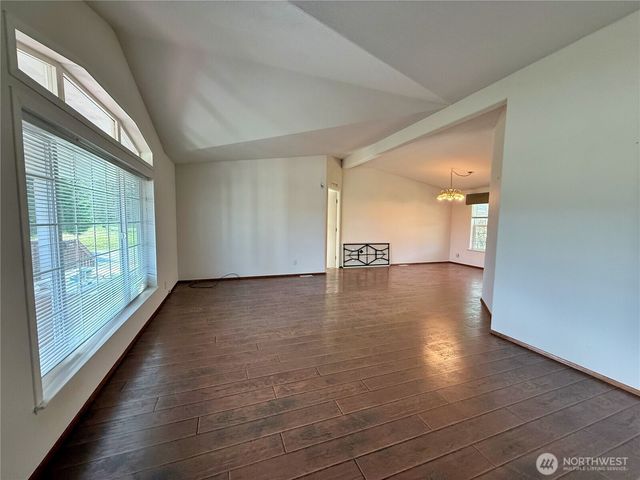 104 Maulwee Drive, Silver Creek, WA 98585