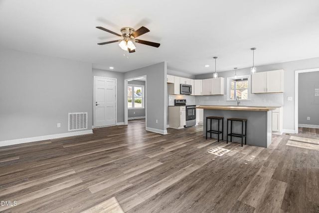 2005 Tanglewood Drive, Clayton, NC 27520