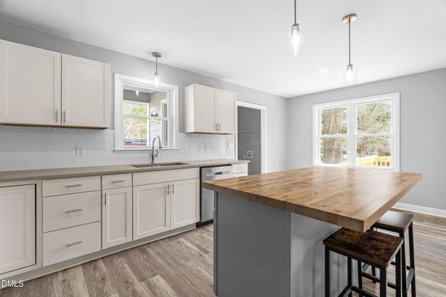 2005 Tanglewood Drive, Clayton, NC 27520