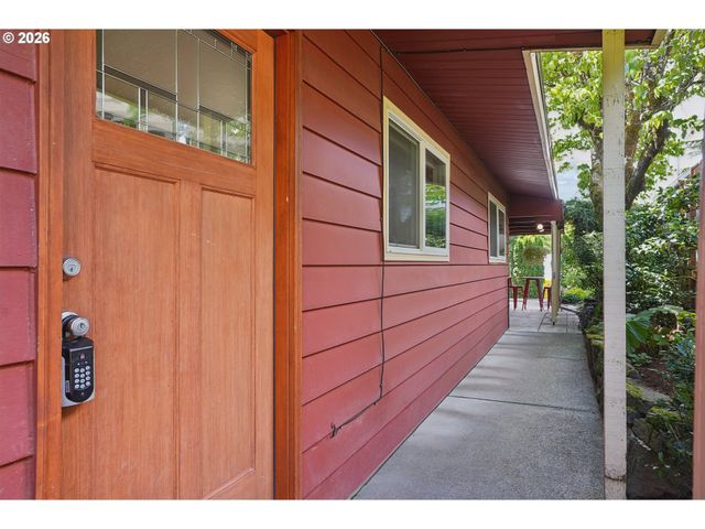 1717 Sw CANBY St, Portland, OR 97219