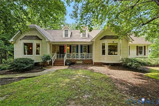 411 Hickory Dr, Manakin Sabot, VA 23103