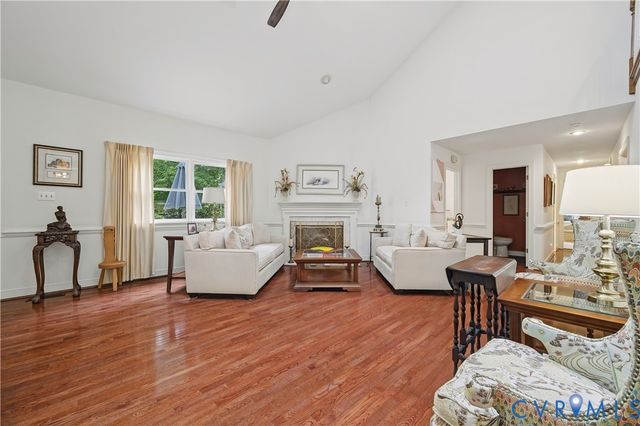 411 Hickory Dr, Manakin Sabot, VA 23103