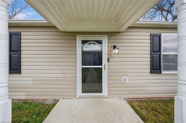 408 Roane DR, Hampton, VA 23669