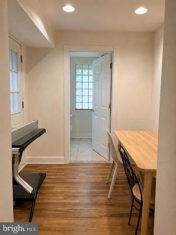 205 S ANN ST, Baltimore, MD 21231