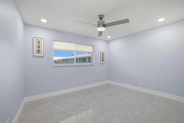 300 SW Golfview Terrace 142, Boynton Beach, FL 33426