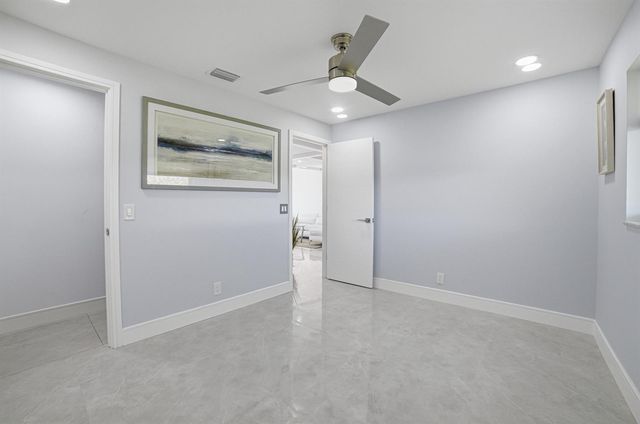 300 SW Golfview Terrace 142, Boynton Beach, FL 33426