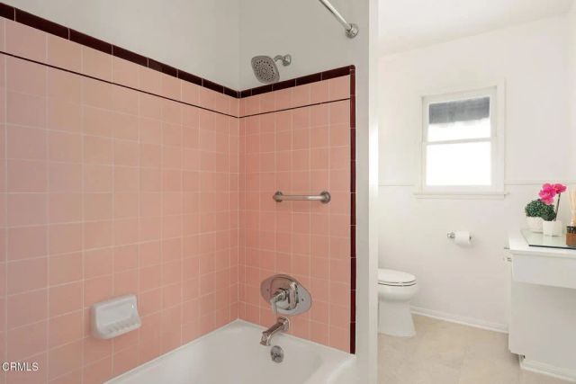 1946 E Villa Street, Pasadena, CA 91107