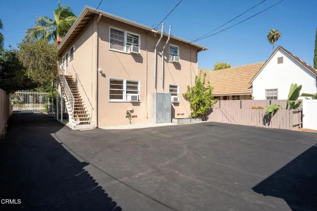 1946 E Villa Street, Pasadena, CA 91107