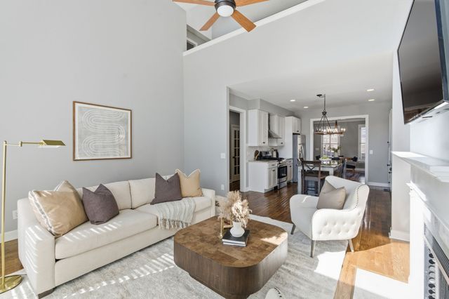 403 Clairton Ct, Nashville, TN 37215