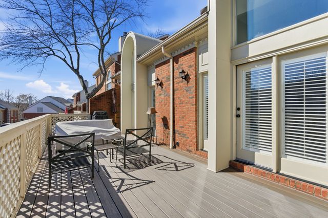 403 Clairton Ct, Nashville, TN 37215