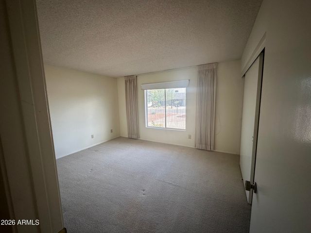 4242 E HANO Street, Phoenix, AZ 85044