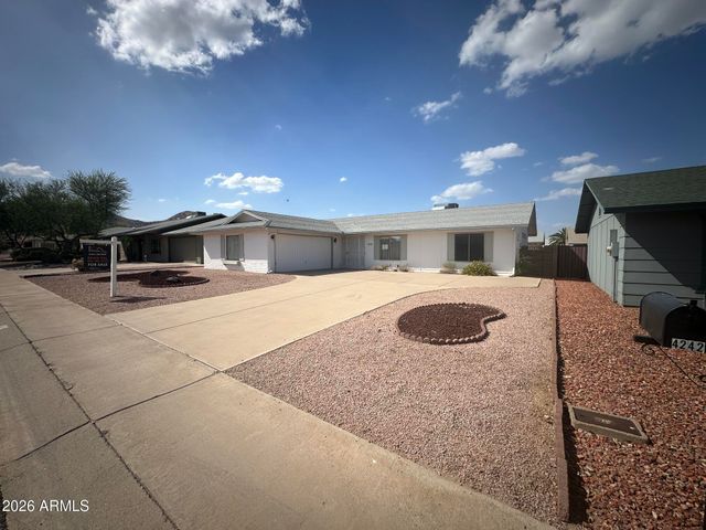 4242 E HANO Street, Phoenix, AZ 85044
