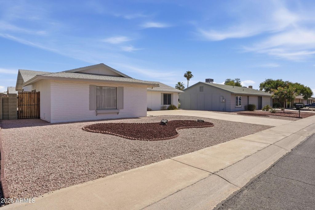 4242 E HANO Street, Phoenix, AZ 85044 — photo 2