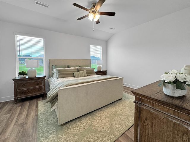 440 W Gosling Isle, Farmington, AR 72730