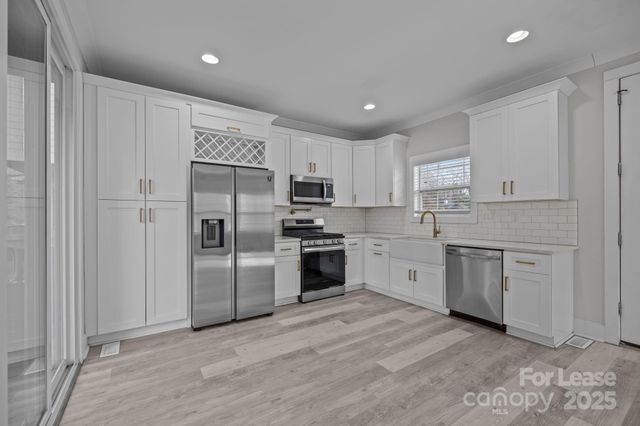 1644 Eastway Drive, Charlotte, NC 28205