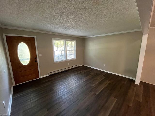 2890 Beta Street, Pfafftown, NC 27040