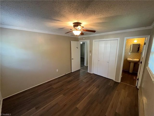 2890 Beta Street, Pfafftown, NC 27040