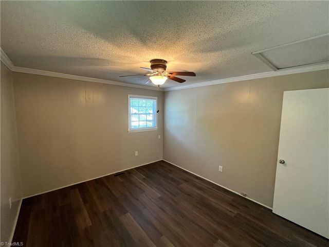 2890 Beta Street, Pfafftown, NC 27040