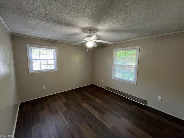 2890 Beta Street, Pfafftown, NC 27040