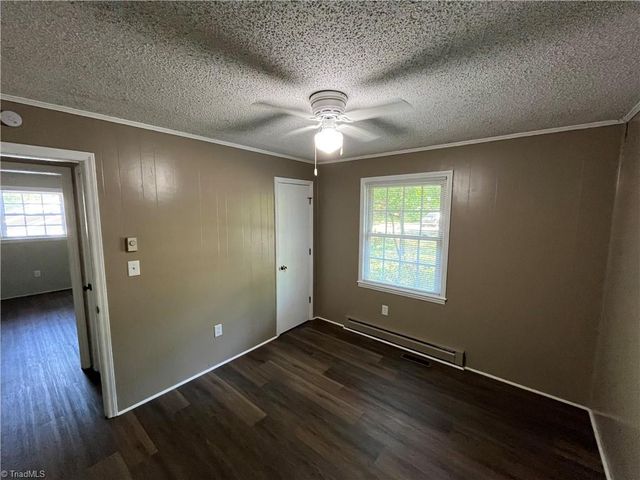 2890 Beta Street, Pfafftown, NC 27040