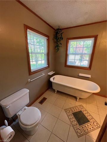 2890 Beta Street, Pfafftown, NC 27040