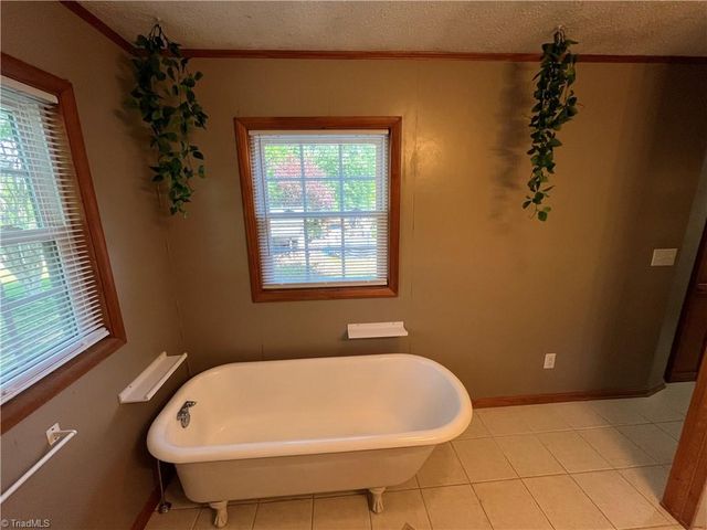 2890 Beta Street, Pfafftown, NC 27040