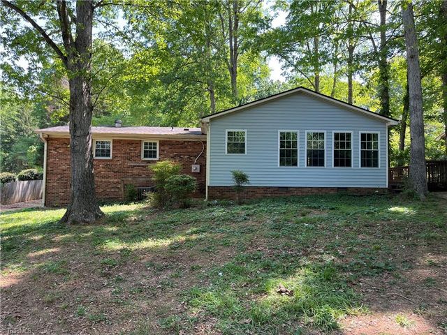 2890 Beta Street, Pfafftown, NC 27040