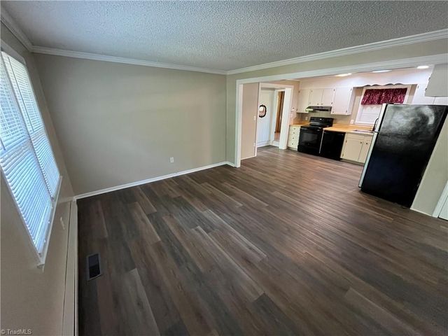 2890 Beta Street, Pfafftown, NC 27040