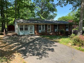 2890 Beta Street, Pfafftown, NC 27040