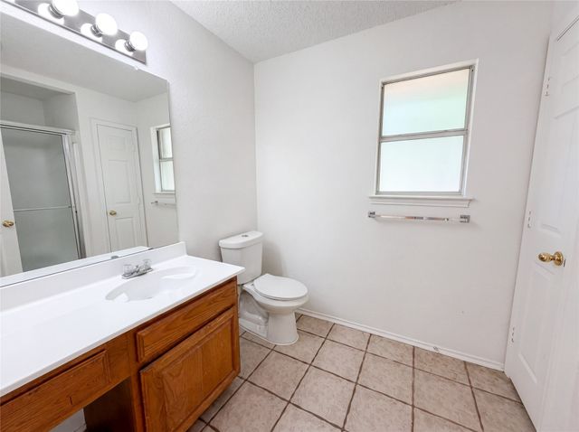 1233 Windy Meadows Drive, Burleson, TX 76028