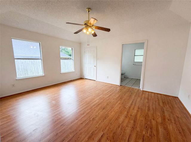 1233 Windy Meadows Drive, Burleson, TX 76028