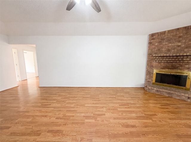 1233 Windy Meadows Drive, Burleson, TX 76028