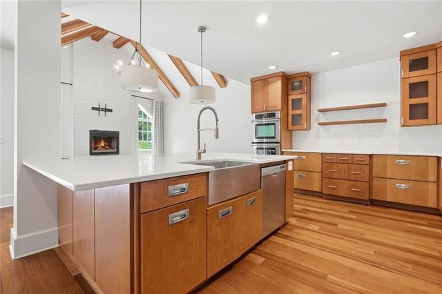 155 Reynolds Place, Fayetteville, GA 30215
