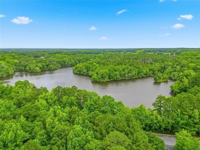155 Reynolds Place, Fayetteville, GA 30215