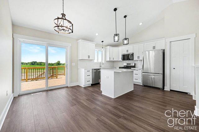 5625 Whites Bridge Road, Belding, MI 48809