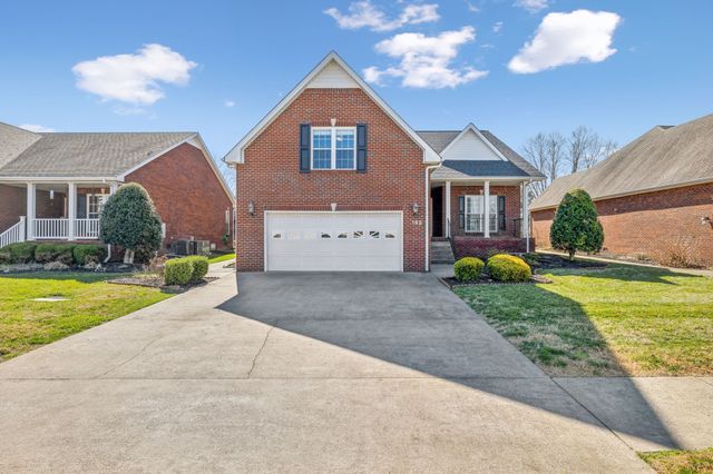 192 Winfrey Ct, Pleasant View, TN 37146