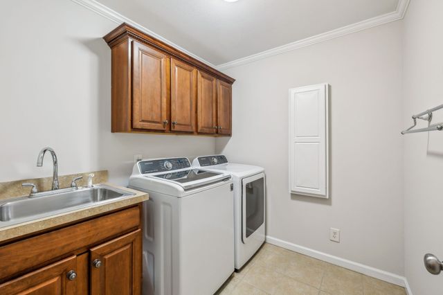 192 Winfrey Ct, Pleasant View, TN 37146