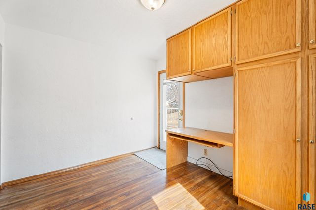 1120 N Summit Ave Avenue, Sioux Falls, SD 57104