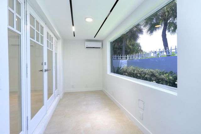1635 Seabreeze Boulevard, Fort Lauderdale, FL 33316