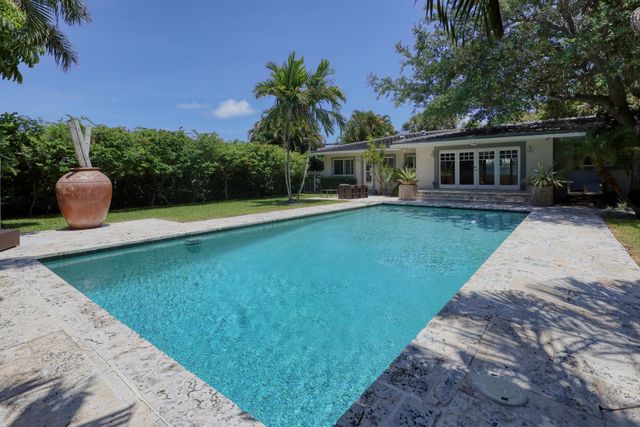 1635 Seabreeze Boulevard, Fort Lauderdale, FL 33316